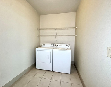 3788 Richmond Avenue - Photo Thumbnail 3