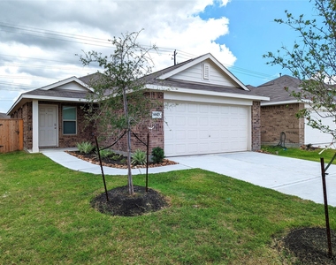 8810 Wooster Trails Drive - Photo Thumbnail 1