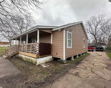 906 Eagle Avenue - Photo Thumbnail 11