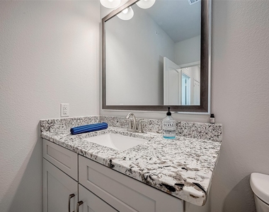 6804 Westview Drive - Photo Thumbnail 30