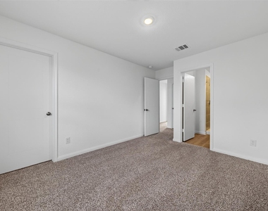 13046 Turret Bend Way - Photo Thumbnail 25