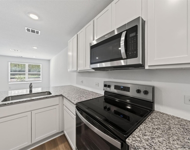 13046 Turret Bend Way - Photo Thumbnail 13