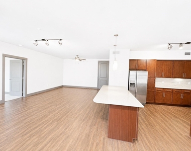 2910 Milam St Street - Photo Thumbnail 3