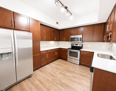 2910 Milam St Street - Photo Thumbnail 4