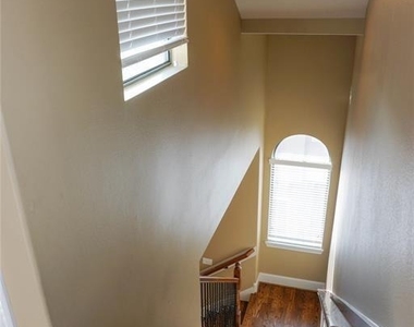 301 Gregg Street - Photo Thumbnail 19