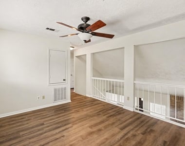 8503 Grove Park Drive - Photo Thumbnail 18
