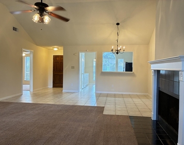 11607 Lennington Lane - Photo Thumbnail 10