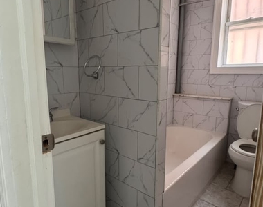1660 Sterling Place - Photo Thumbnail 5