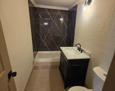 10115 Sand Springs Ave - Photo Thumbnail 11