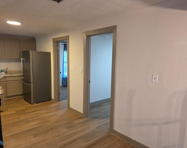 10115 Sand Springs Ave - Photo Thumbnail 7