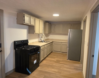 10115 Sand Springs Ave - Photo Thumbnail 2
