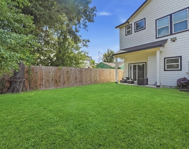 5839 Southwell Street - Photo Thumbnail 22