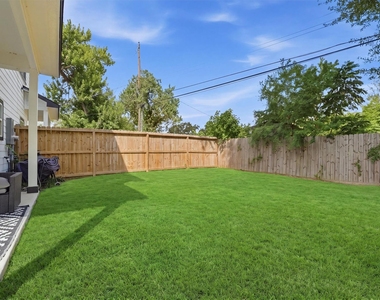 5839 Southwell Street - Photo Thumbnail 21