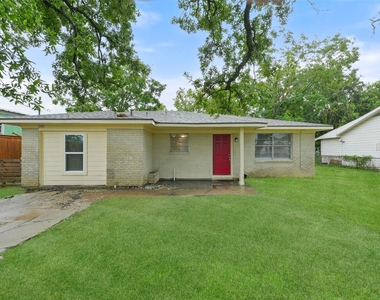 2803 22nd Street - Photo Thumbnail 1