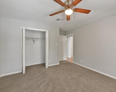 2803 22nd Street - Photo Thumbnail 26