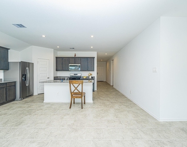 1118 Appaloosa Lane - Photo Thumbnail 9