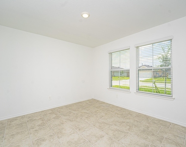1118 Appaloosa Lane - Photo Thumbnail 18