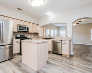 985 Oak Falls Drive - Photo Thumbnail 5