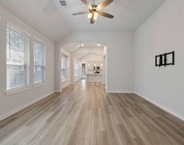 434 Soapberry Tree Court - Photo Thumbnail 8