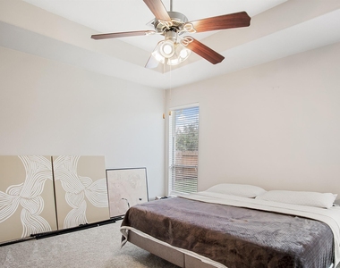 11902 Eden Creek Drive - Photo Thumbnail 23
