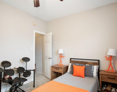11902 Eden Creek Drive - Photo Thumbnail 28