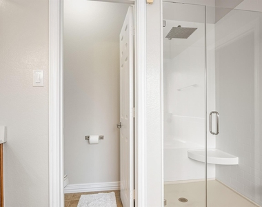 11902 Eden Creek Drive - Photo Thumbnail 35