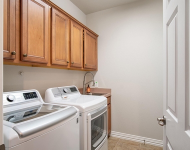 11902 Eden Creek Drive - Photo Thumbnail 36