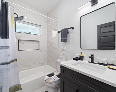 1615 Dolly Wright Street - Photo Thumbnail 4
