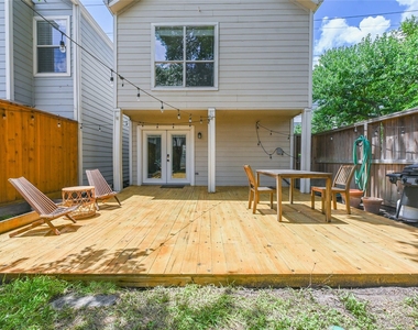 1004 Ruthven Street - Photo Thumbnail 20