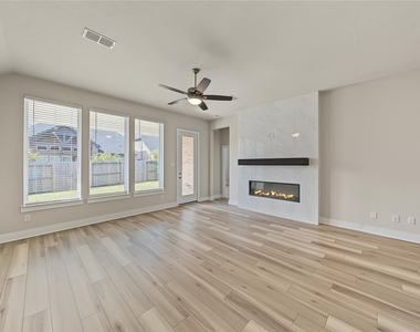 31807 Pecan Meadow Lane - Photo Thumbnail 16