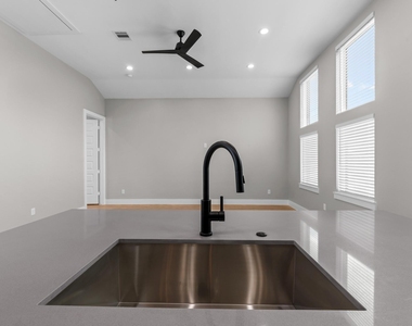 3523 Hadley Street - Photo Thumbnail 24