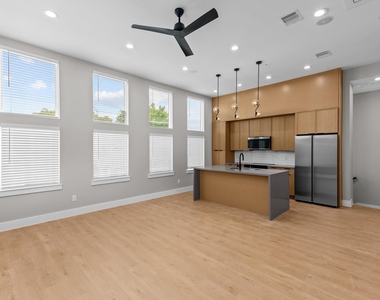 3523 Hadley Street - Photo Thumbnail 4