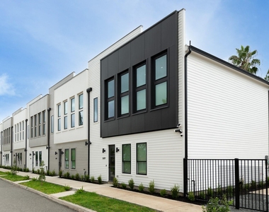 3523 Hadley Street - Photo Thumbnail 1
