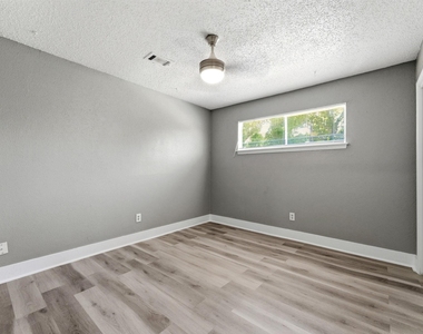 16957 Rabon Chapel Road - Photo Thumbnail 4