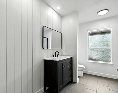 13215 Ravensway Drive - Photo Thumbnail 17