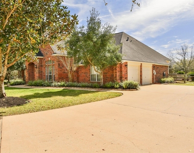 4426 Thaddeus Court - Photo Thumbnail 2