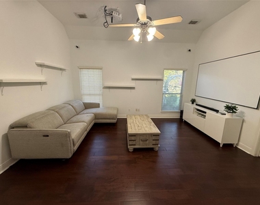 4426 Thaddeus Court - Photo Thumbnail 29