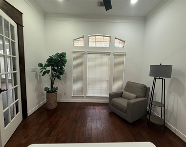 4426 Thaddeus Court - Photo Thumbnail 6