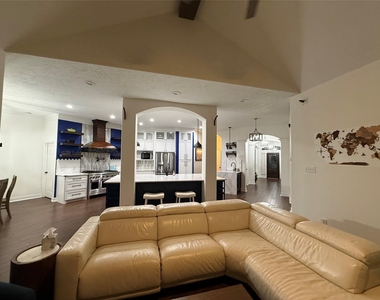 4426 Thaddeus Court - Photo Thumbnail 16