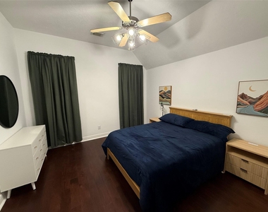 4426 Thaddeus Court - Photo Thumbnail 31