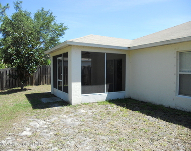540 Benton Drive - Photo Thumbnail 13