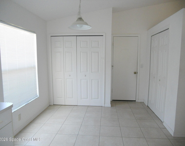 540 Benton Drive - Photo Thumbnail 2