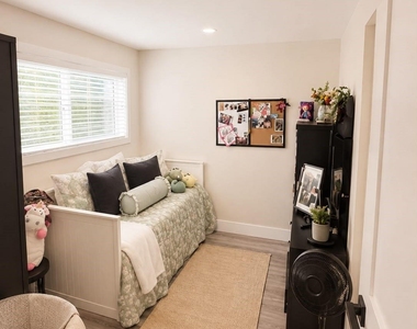 8314 Augustine Drive - Photo Thumbnail 8