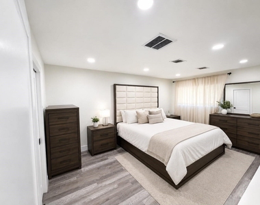 8314 Augustine Drive - Photo Thumbnail 4