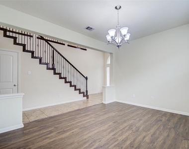 1485 Foshee Court - Photo Thumbnail 3