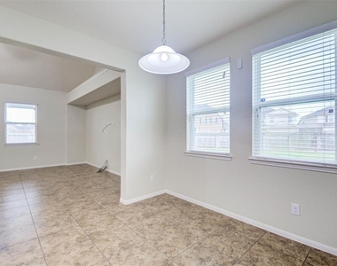 1485 Foshee Court - Photo Thumbnail 6
