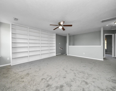 4805 E Columbary Drive - Photo Thumbnail 21