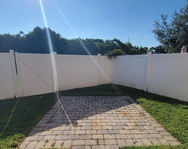 850 Luminary Circle - Photo Thumbnail 6