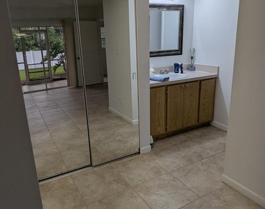 1633 Sunny Brook Lane Ne - Photo Thumbnail 30