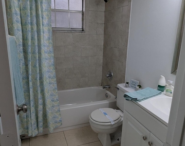 1633 Sunny Brook Lane Ne - Photo Thumbnail 17